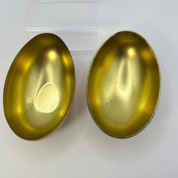 Lindt Tin Egg with Dragons – Lunar New Year Chocolate Keepsake Container - Picture 5 of 6